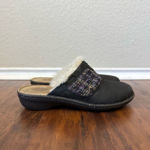UGG Australia Opaline Comfort Sheepskin Lined Clogs in Black Leather